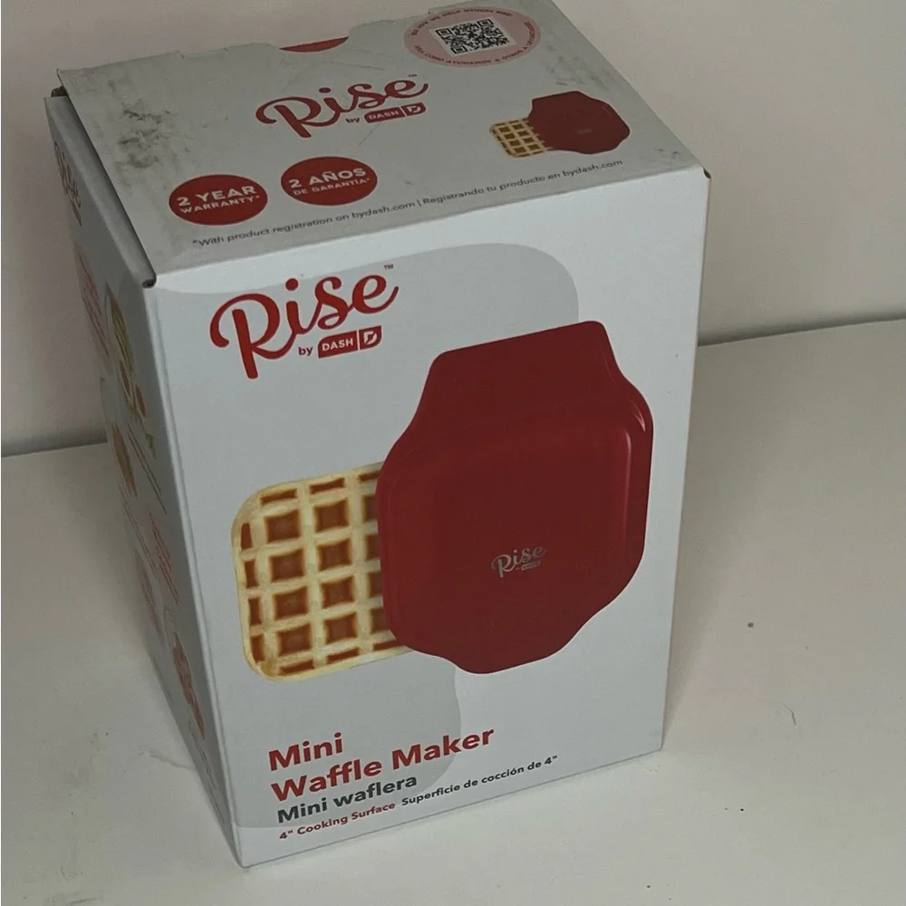 Mini waffle Maker - Picture 1 of 5